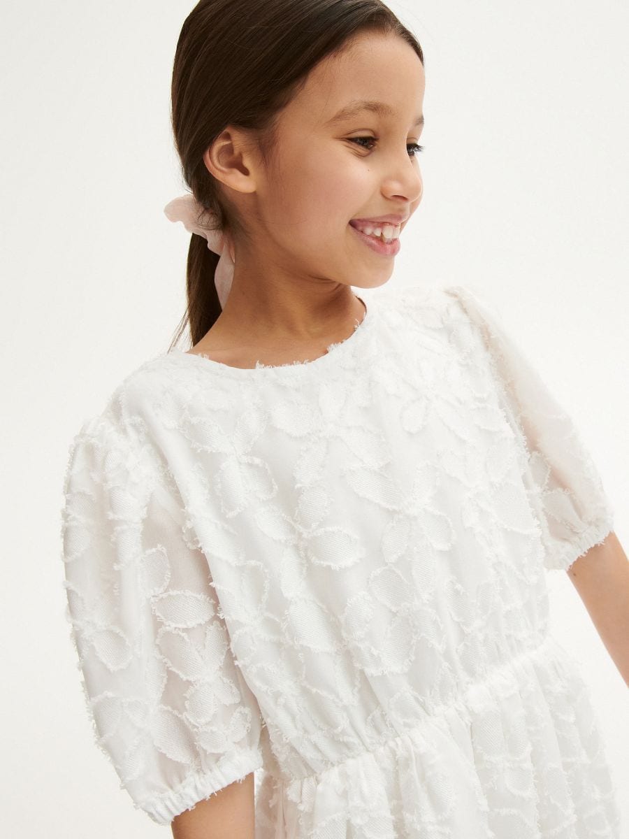 Robe à motif structurée - Blanc - RESERVED - 3