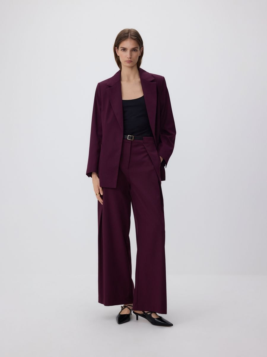 Trousers with pleats - mahogany - RESERVED