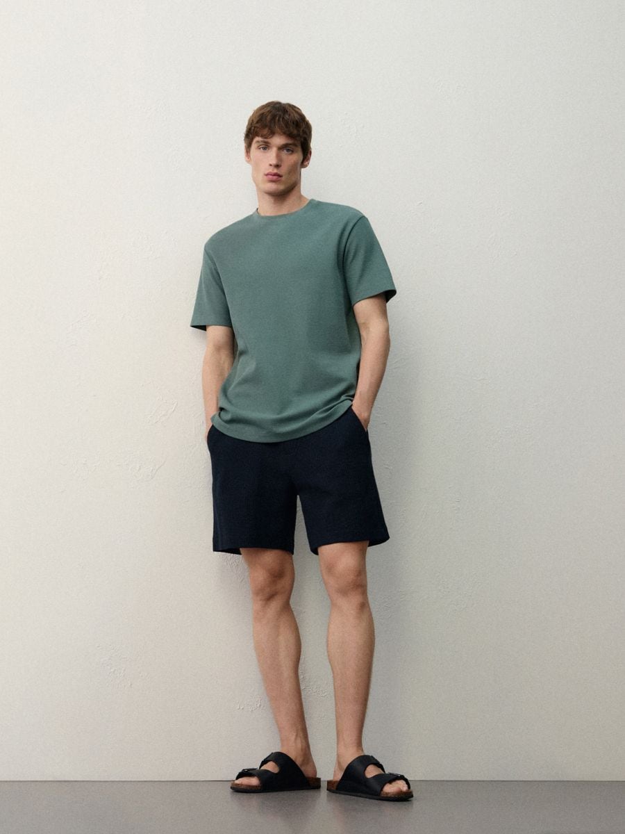 Structured regular fit shorts - navy - RESERVED