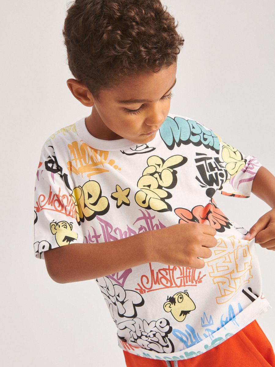 T-shirt with all over print - white - RESERVED - 3