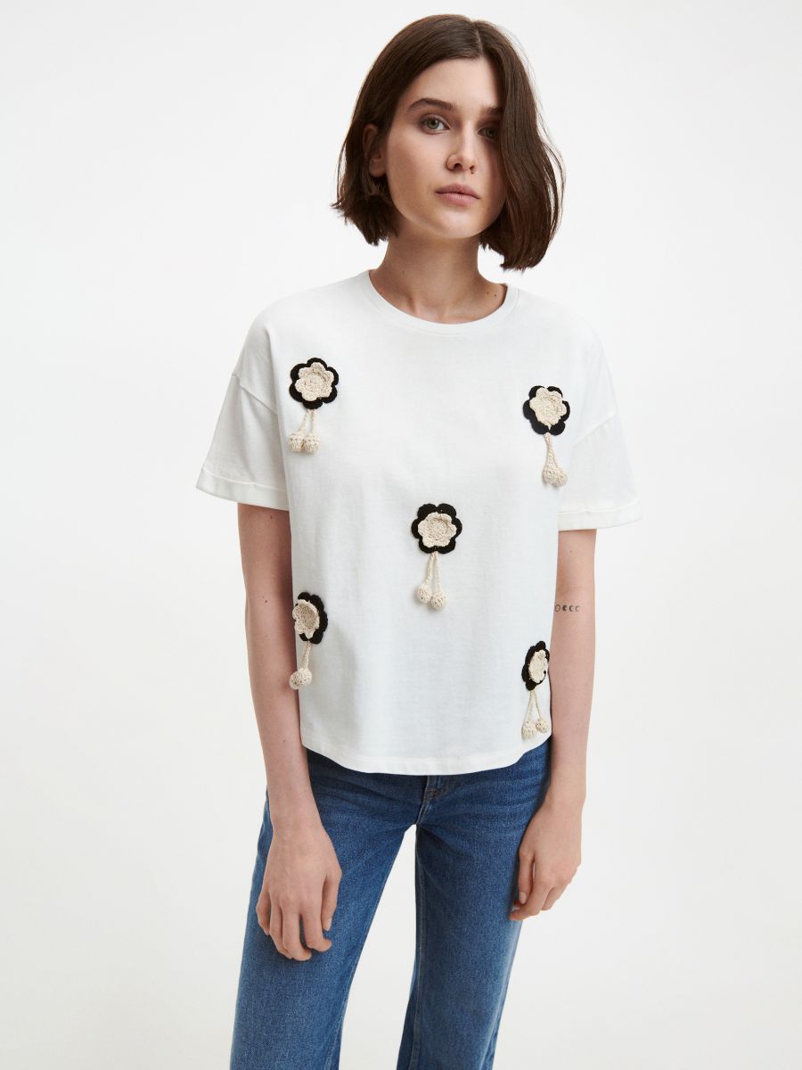 T-shirt with embroidered pattern - white - RESERVED - 3