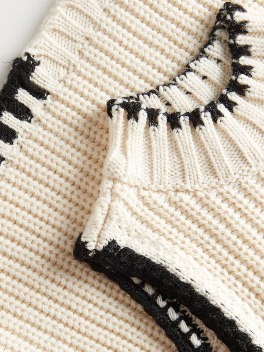 Knitted turtleneck vest - nude - RESERVED - 2
