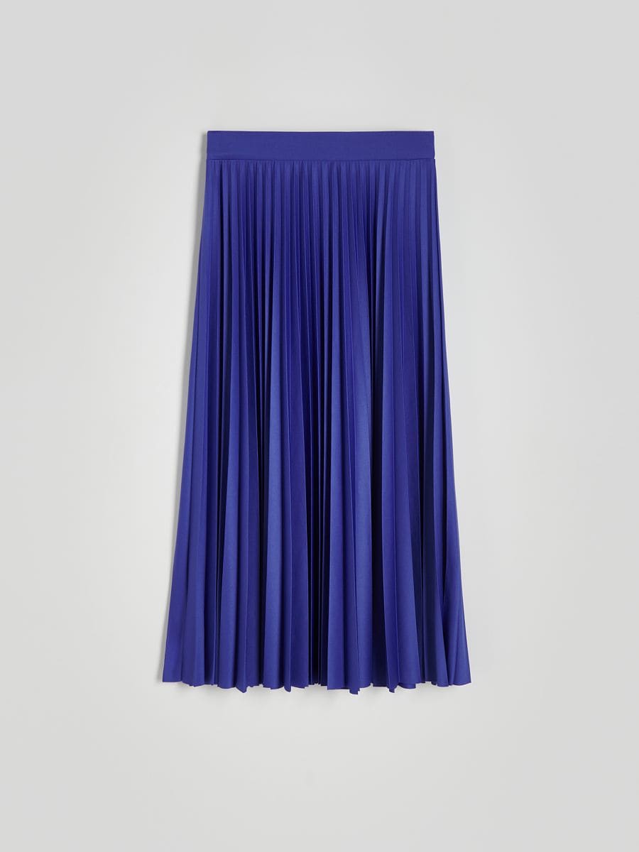 Pleated maxi skirt