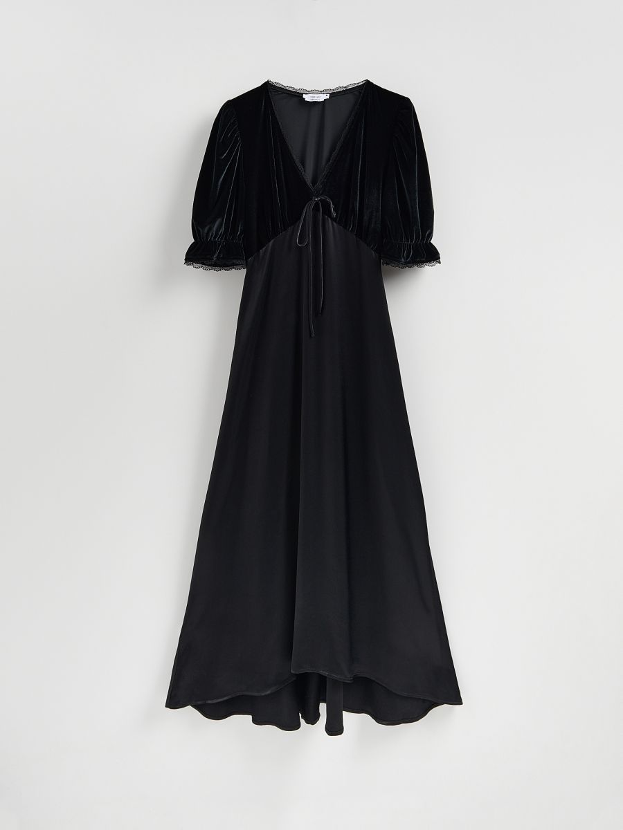 Kleid aus Viskose - schwarz - RESERVED