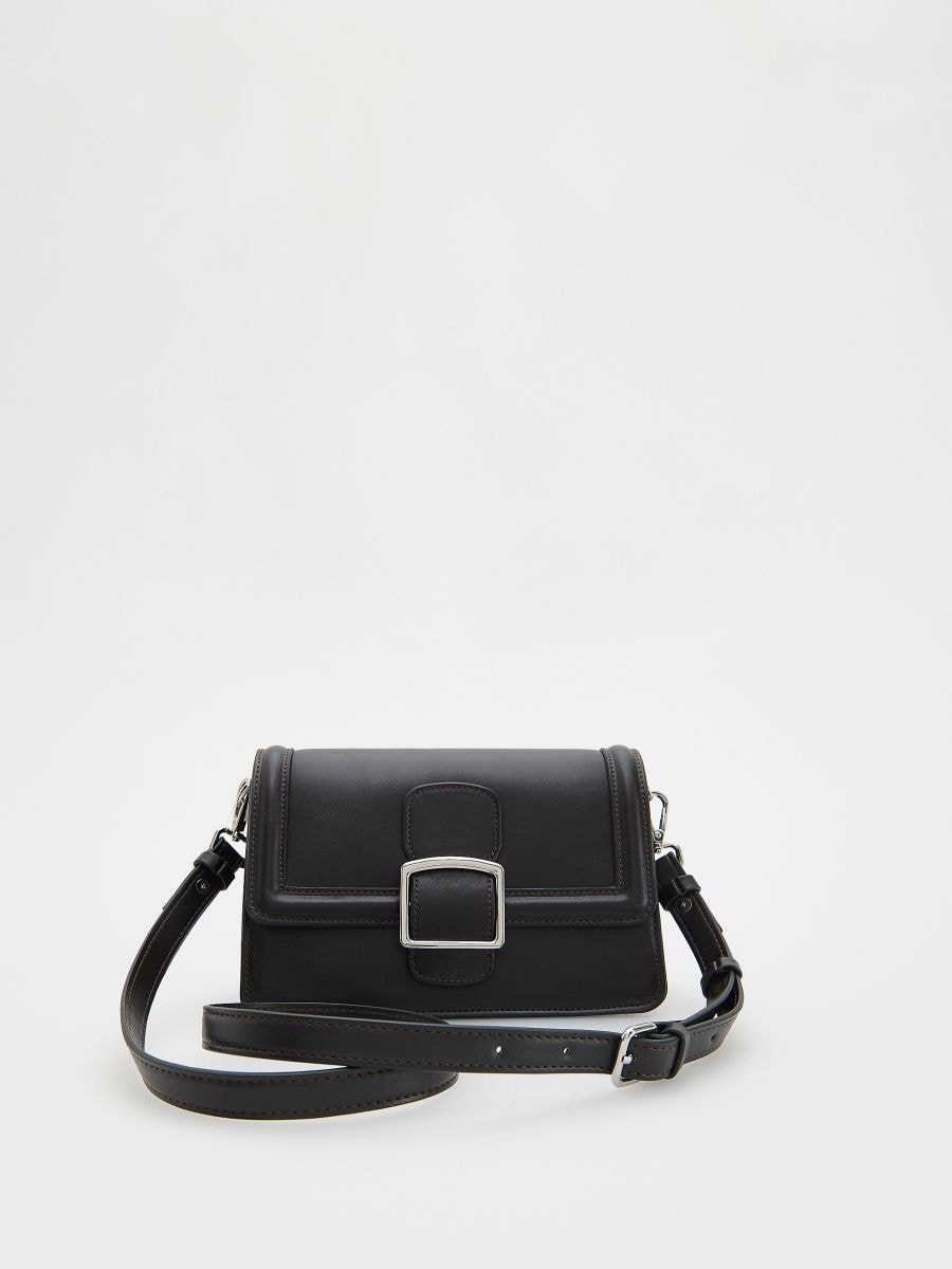 Crossbody-Tasche mit Schnalle - schwarz - RESERVED