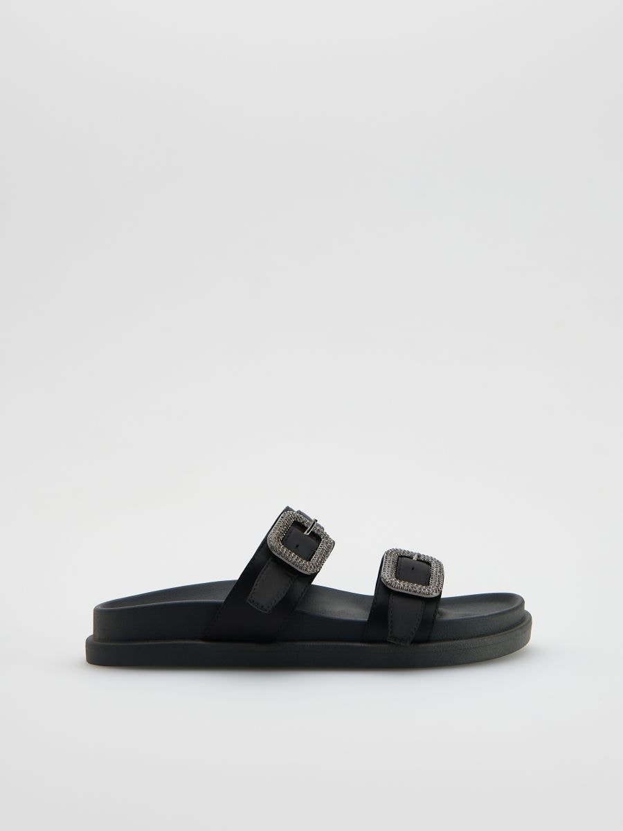 Sandaler med spännen - SVART - RESERVED