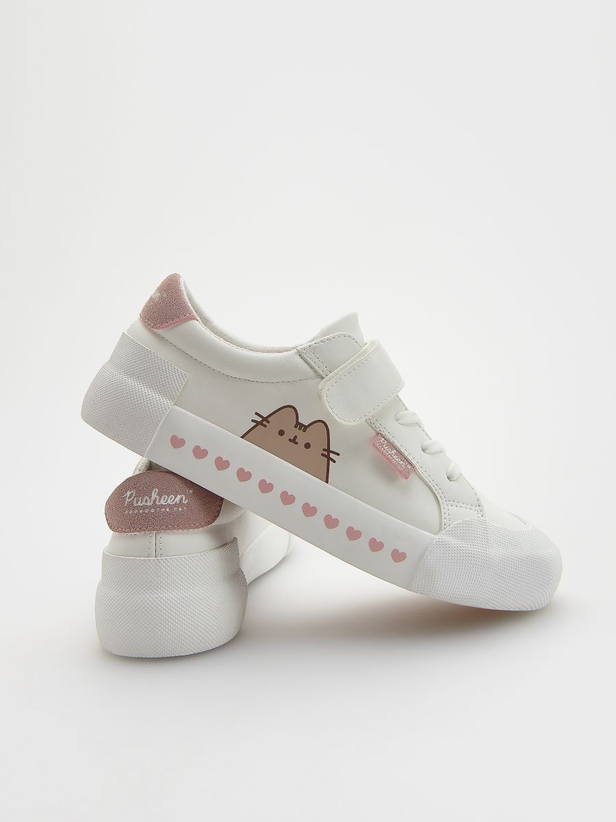 Pusheen trainers with Velcro fastening - white - RESERVED