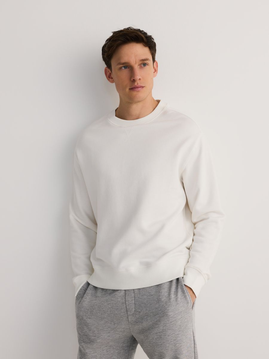 Φούτερ oversize με τύπωμα - ΚΡΕΜ - RESERVED - 3