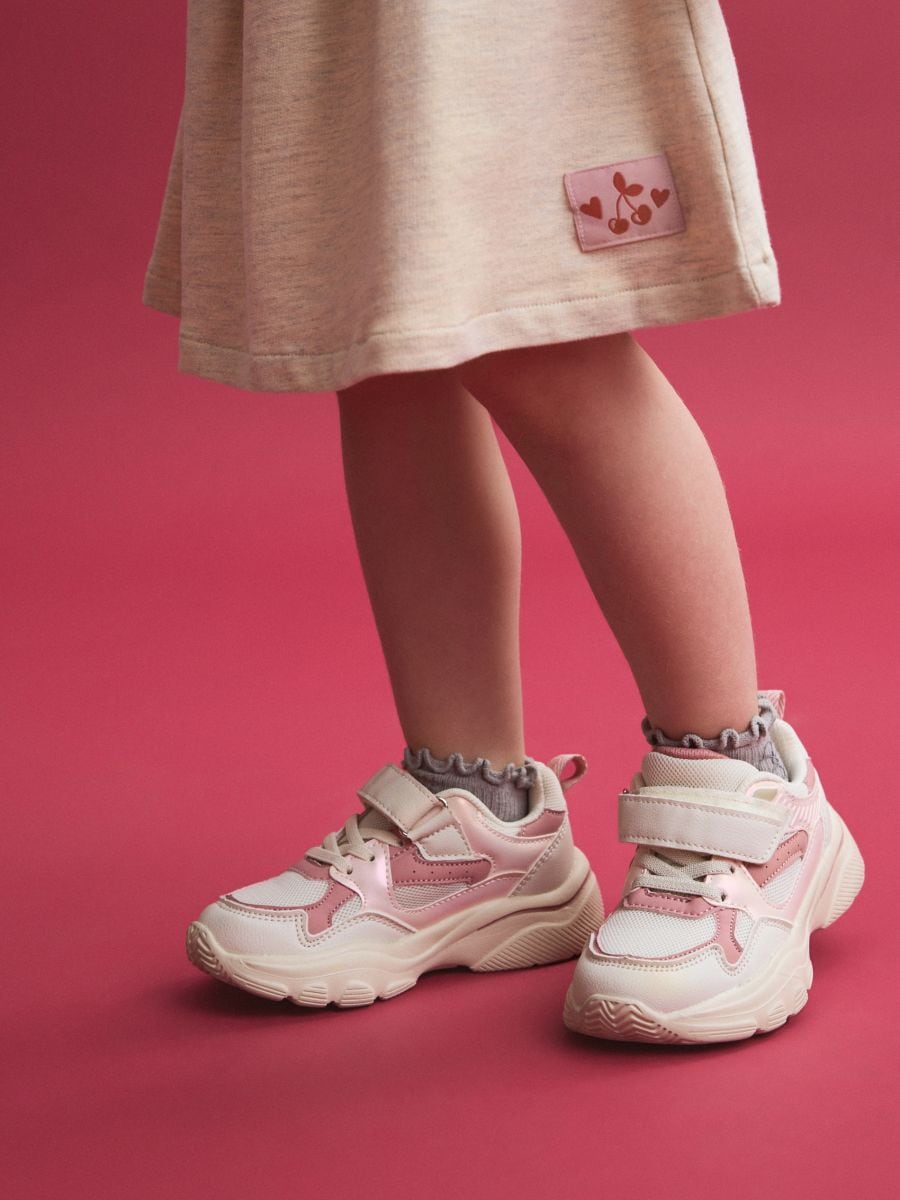 Sneakersy z zapięciem na rzep - beżowy - RESERVED