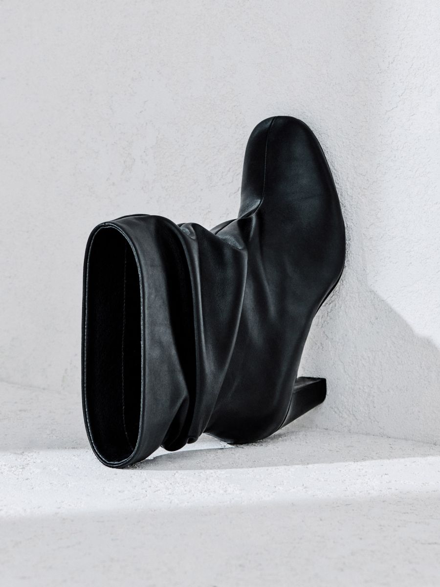 Leather boots with ruched upper - black - RESERVED - 5