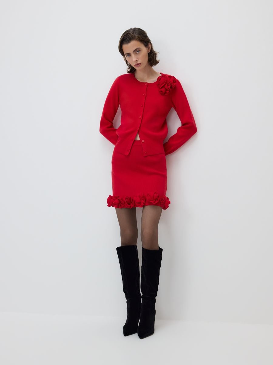 Skirt with decorative appliqué - red - RESERVED