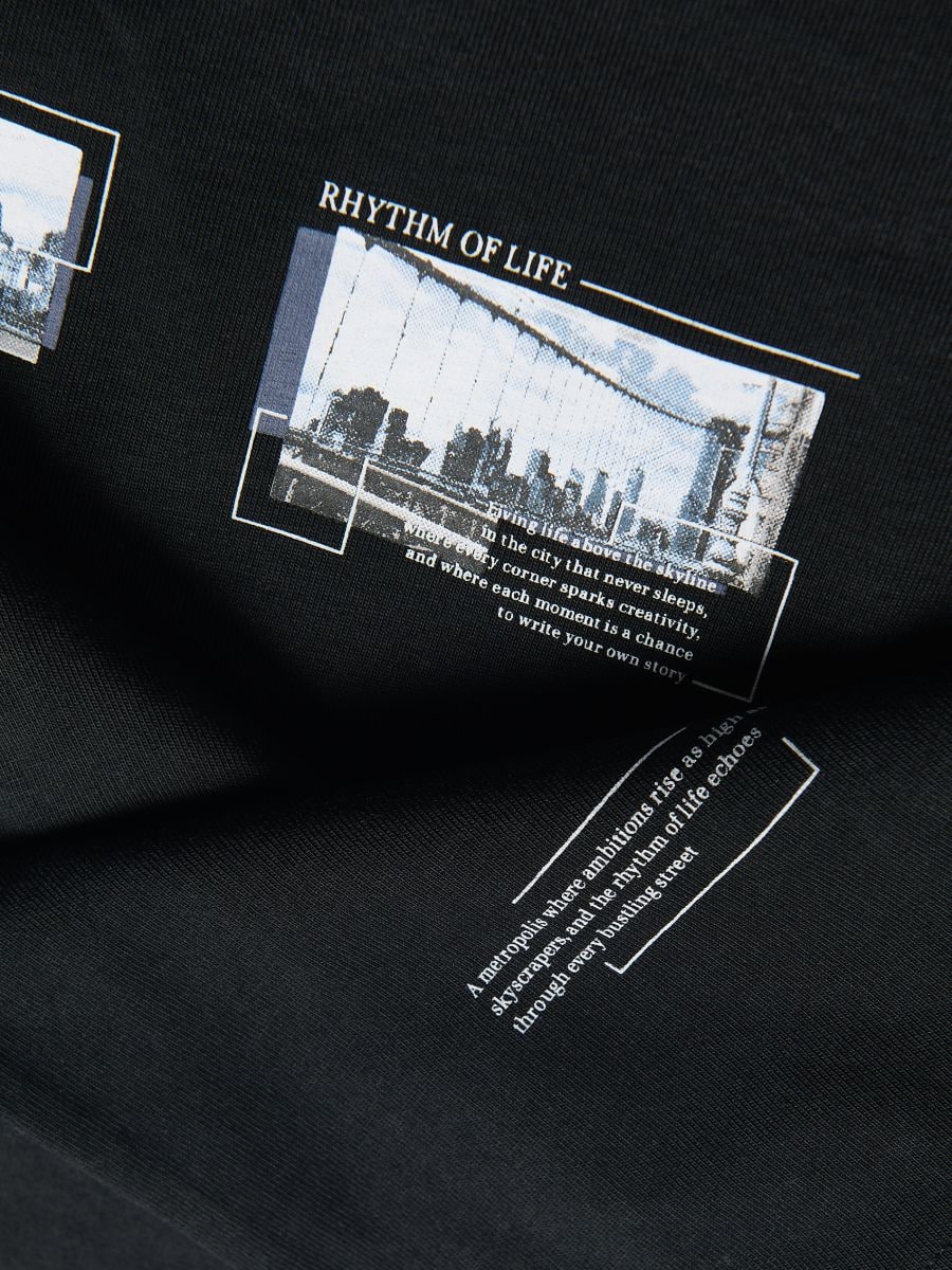 Regular fit printed T-shirt - black - RESERVED - 2