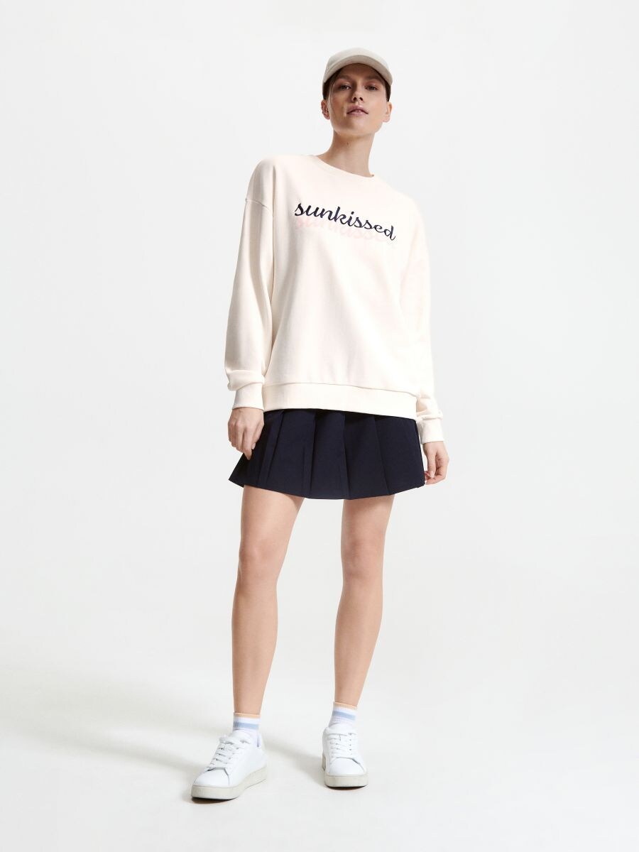 Φούτερ oversize - ΚΡΕΜ - RESERVED - 2