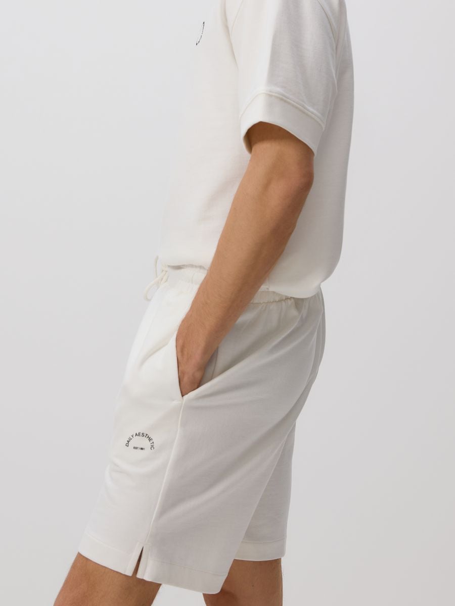 Short en coton confort - crème - RESERVED - 2