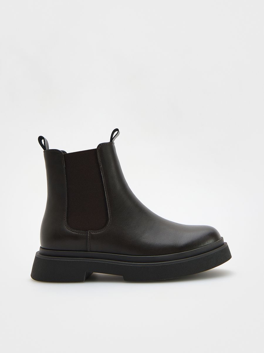 Chelsea Boots aus Leder - dunkelbraun - RESERVED