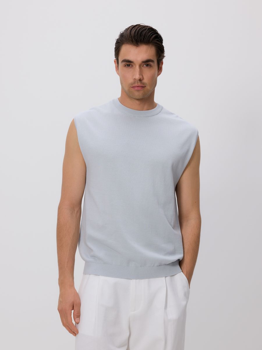 Pullunder aus Strickstoff - blassblau - RESERVED