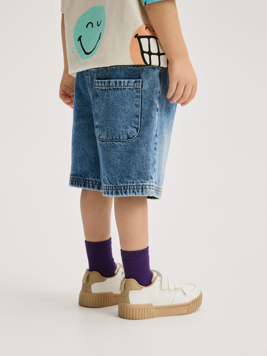 Denim shorts - blue jeans - RESERVED - 4