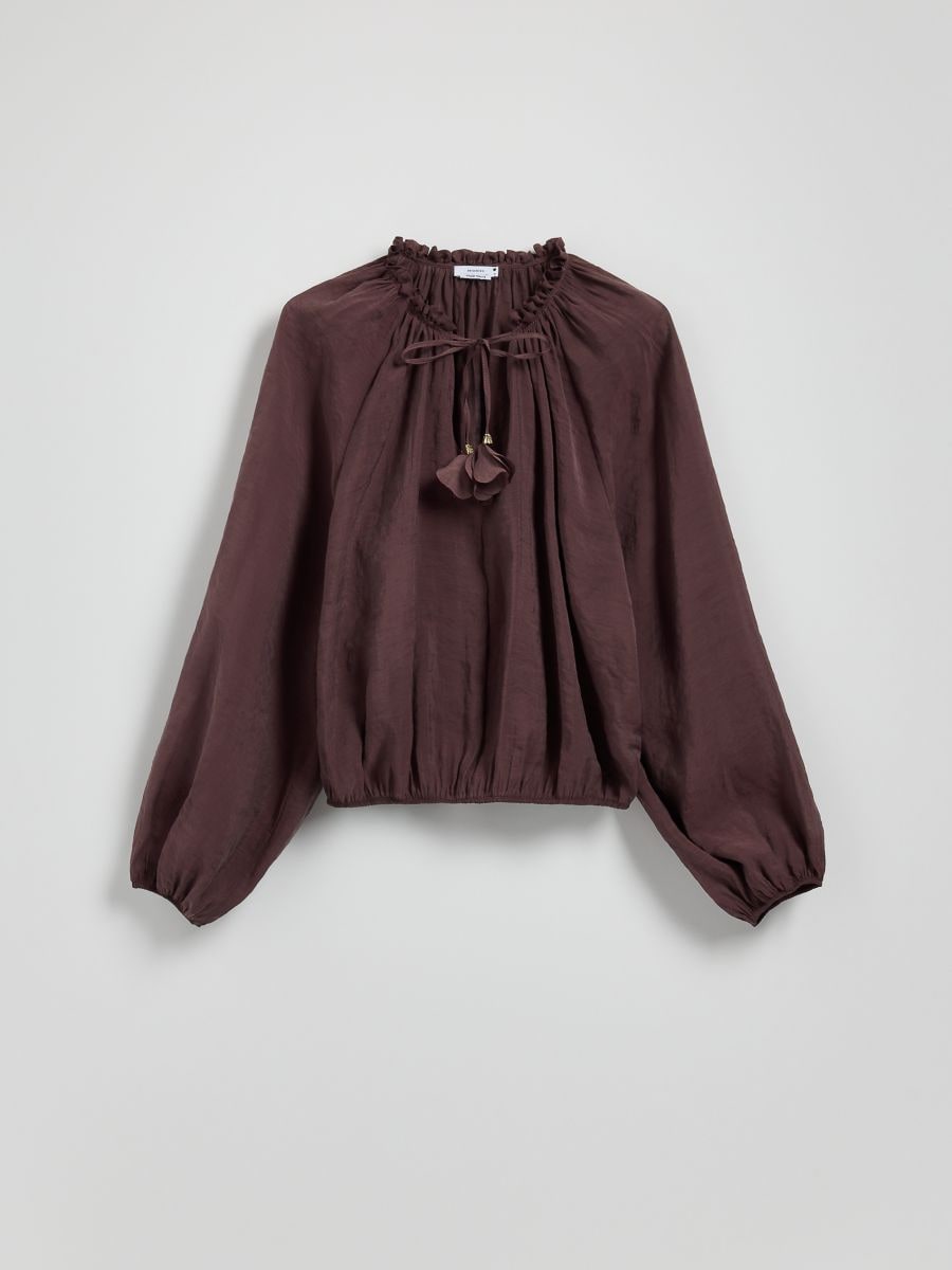 Blouse met oversized pasvorm KLEUR DONKERBRUIN - RESERVED Blouse met oversized pasvorm KLEUR DONKERBRUIN - RESERVED