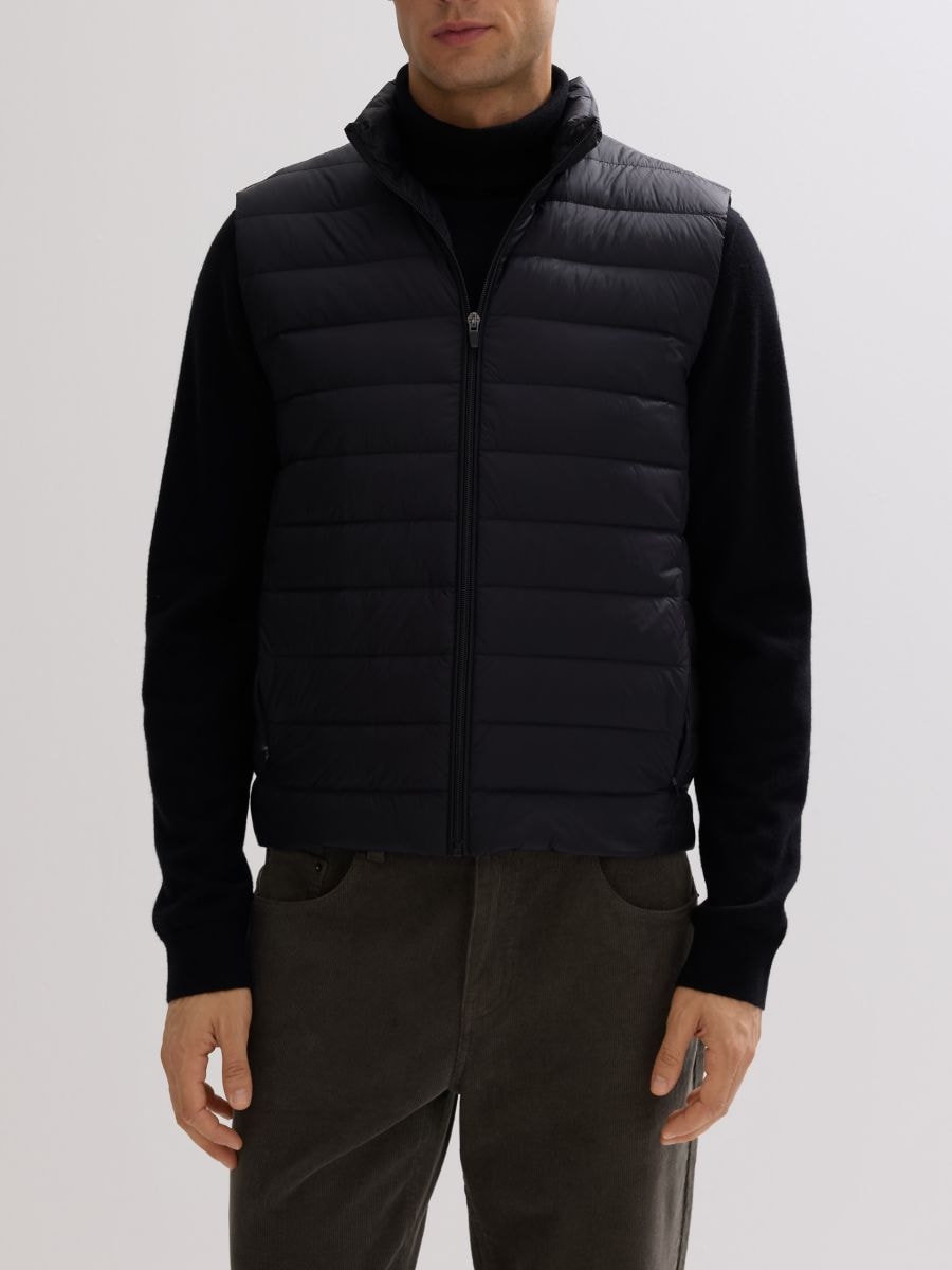 Lekka pikowana kamizelka puchowa Kolor czarny - RESERVED