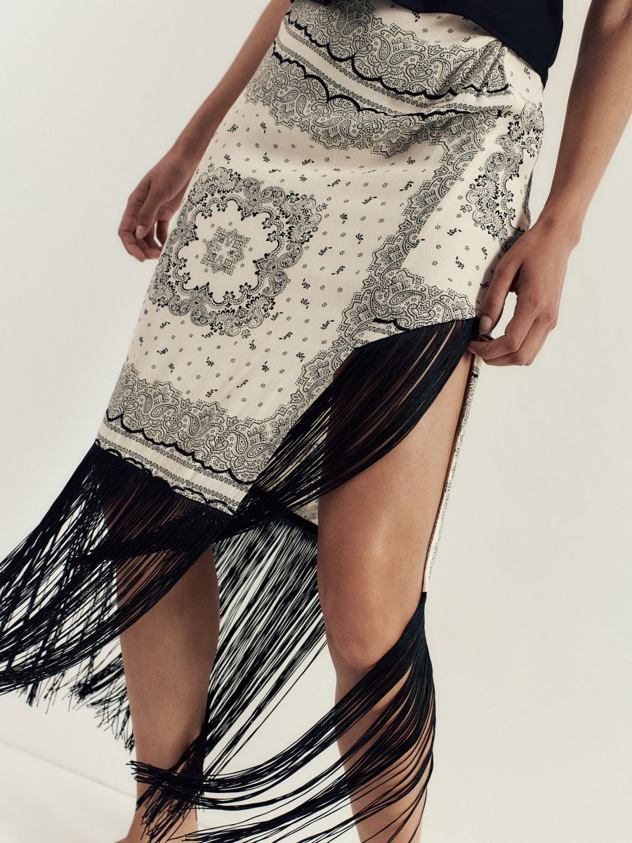 Skirt with fringes - cream - RESERVED - 6