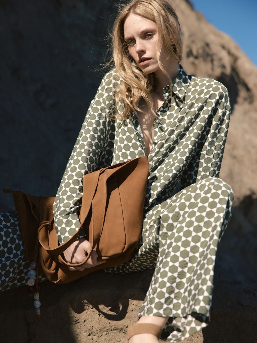 Sac cabas en daim avec pendentif - brun mordoré - RESERVED - 2