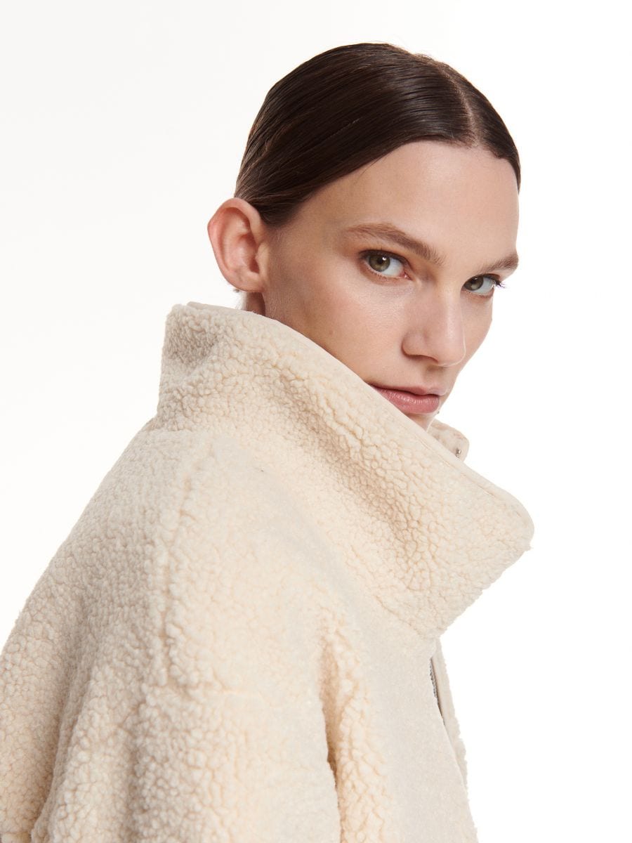 PREMIUM faux shearling jacket Color cream - RESERVED - 4032L-01X
