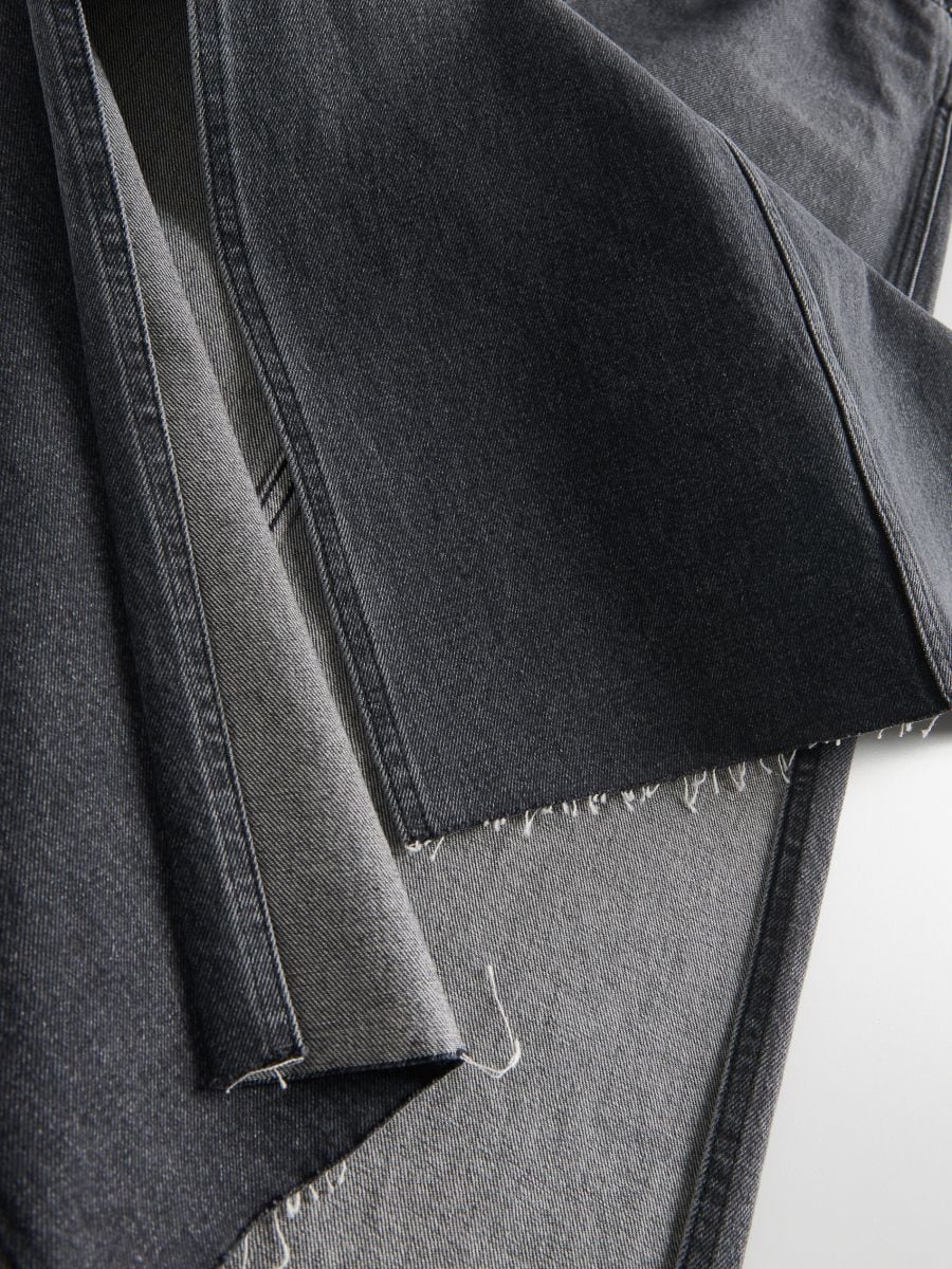 Denim skirt with front split - black - RESERVED - 6