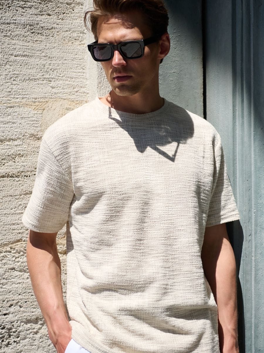 Strukturalny t-shirt relaxed fit - beżowy - RESERVED