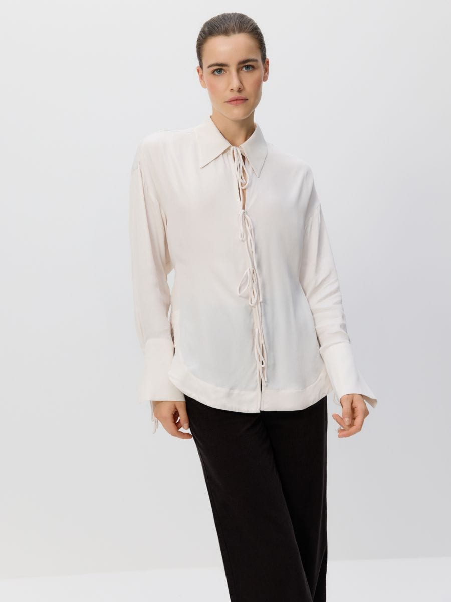 Bluse mit Bindebändern - pastellrosa - RESERVED