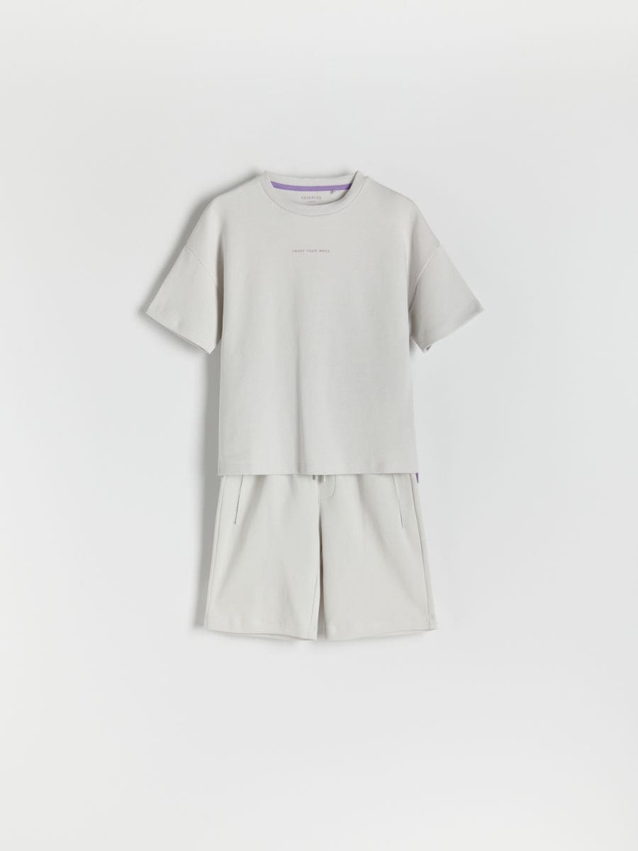 BOYS` T-SHIRT & SHORTS - beige - RESERVED