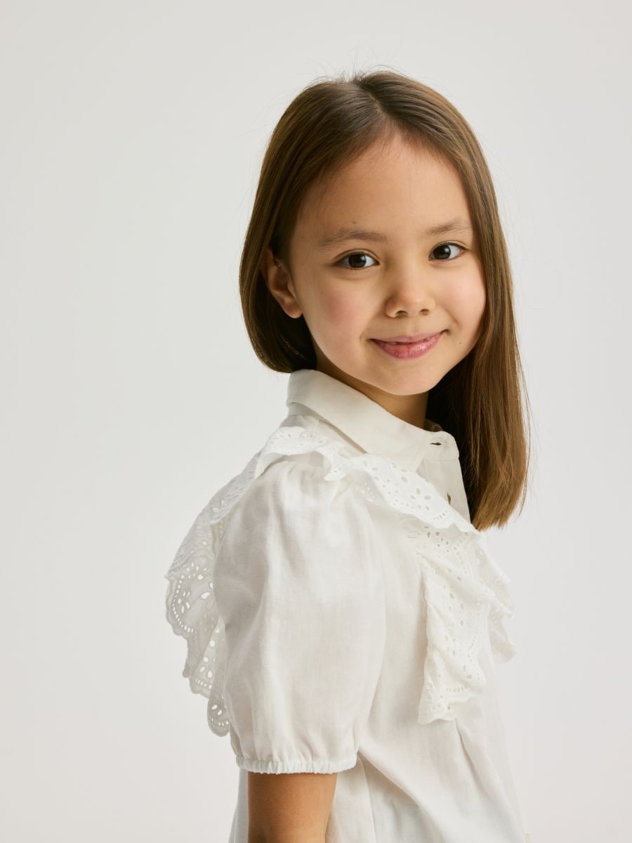 GIRLS` SHIRT - bela - RESERVED