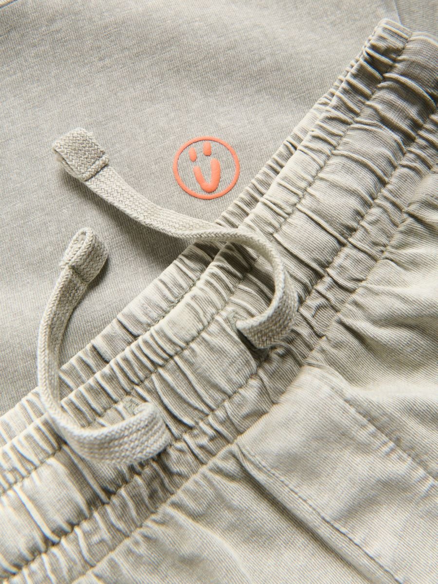 Conjunto de algodão com shorts - cinza claro - RESERVED - 4