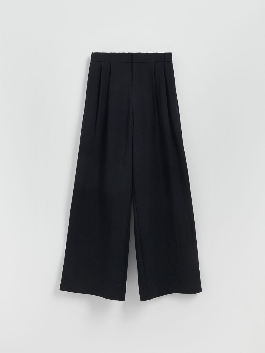 Loose trousers with viscose - black - RESERVED