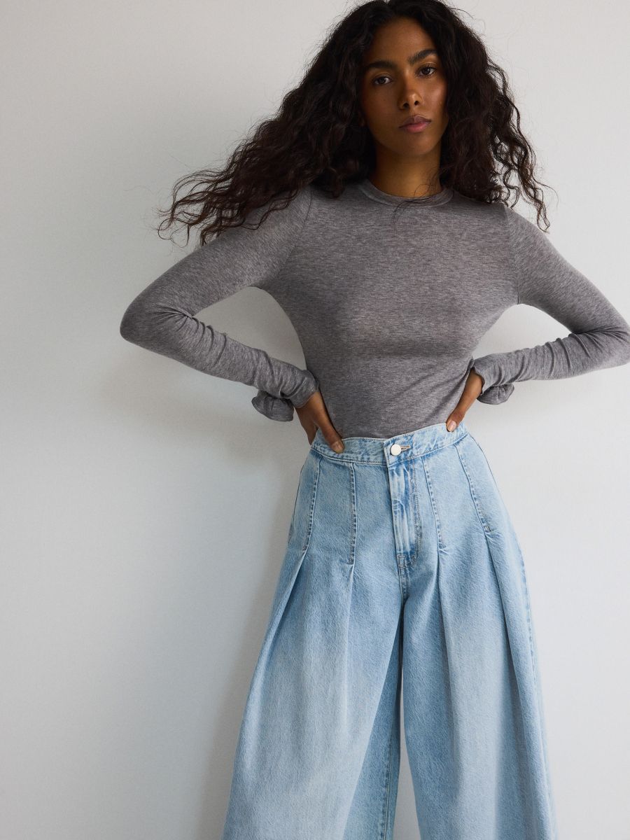 Jeans wide leg con pinces Colore blu RESERVED 444BT 05J