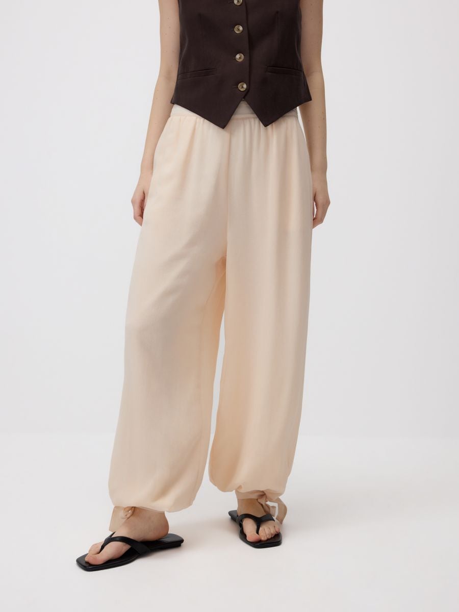 Joggers with tie up waist - peach - RESERVED