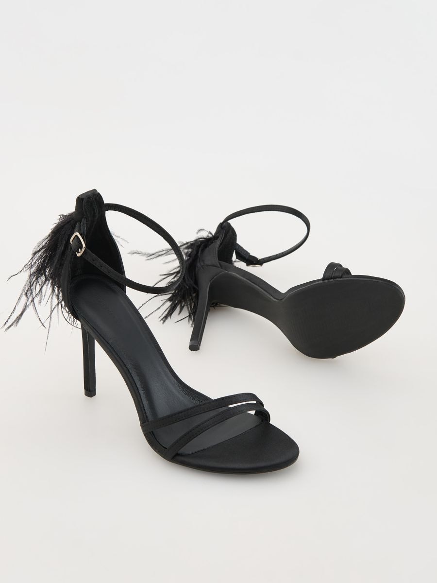 Heeled sandals with decorative detail - black - RESERVED - 5