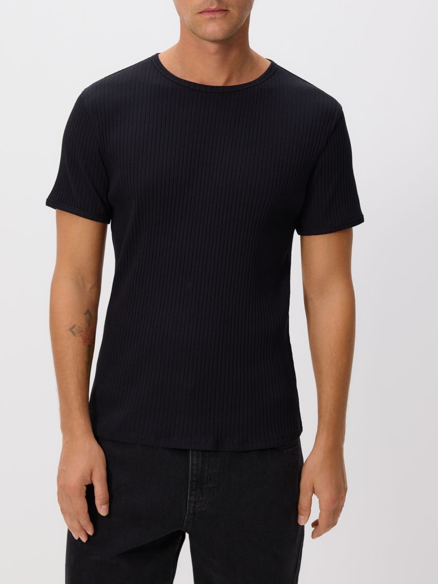 Slim fit T-shirt - zwart - RESERVED