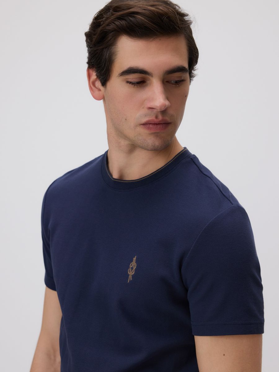 Bawełniany t-shirt slim fit - granatowy - RESERVED