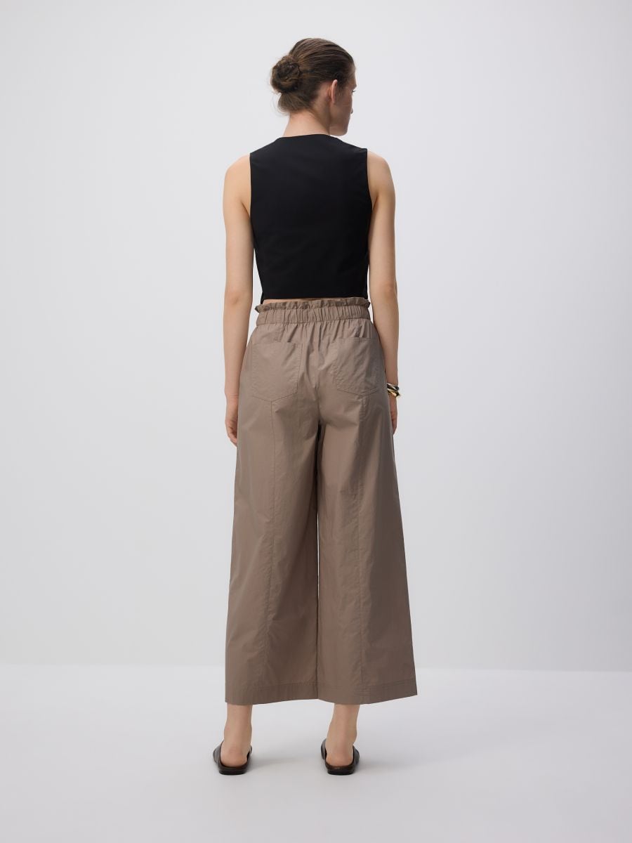 パンツ ikiji Low-rise work pants Beige ikiji Low-rise work pants Beige パンツ