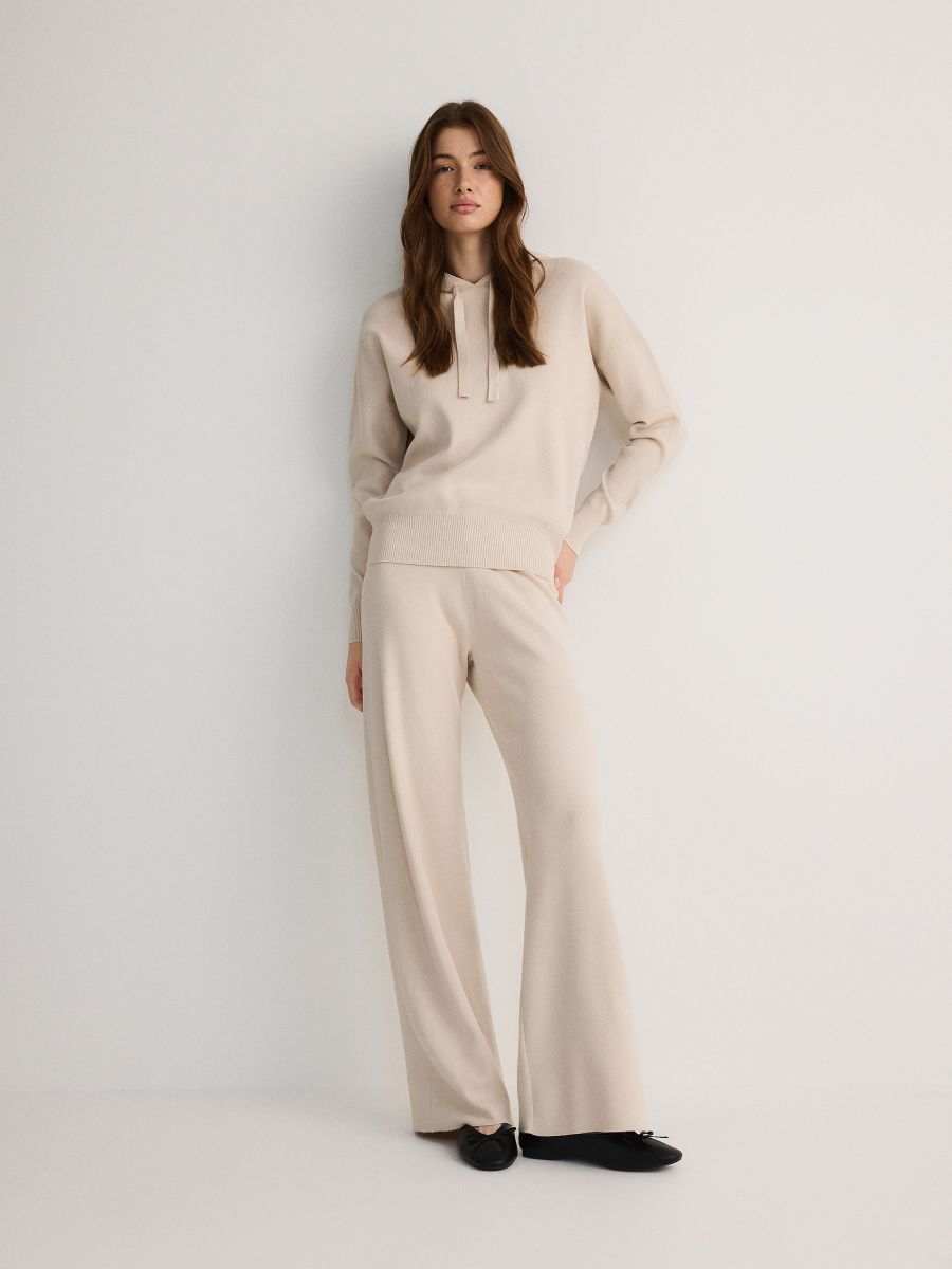 Loose trousers with viscose - nude - RESERVED - 3