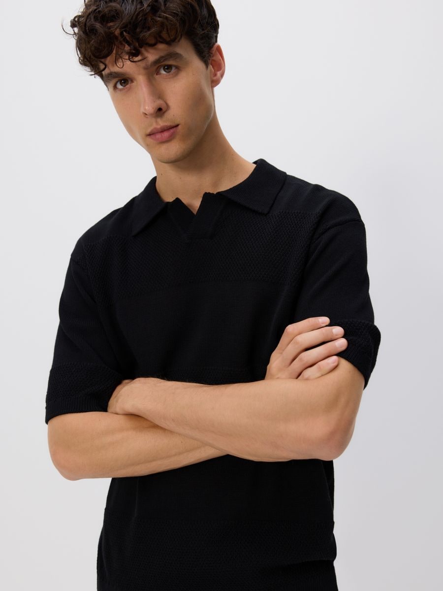 Strukturalny sweter polo - czarny - RESERVED