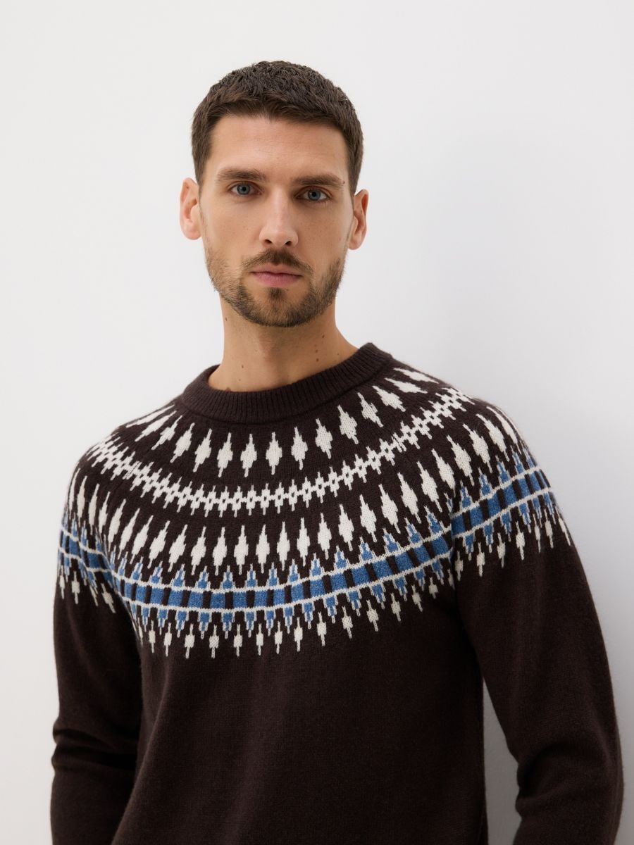 Tröja i ullblandning - mörkbrun - RESERVED