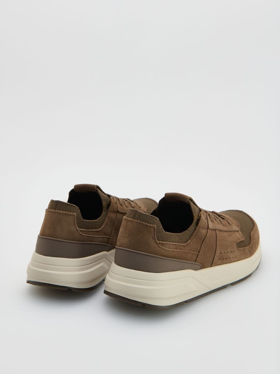 Zamszowe sneakersy Kolor brązowy - RESERVED - 483FF-88X