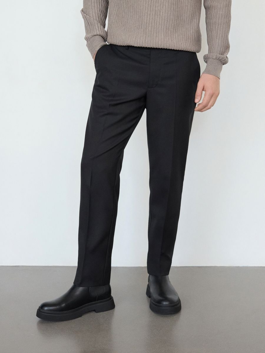 MEN`S TROUSERS - must - RESERVED