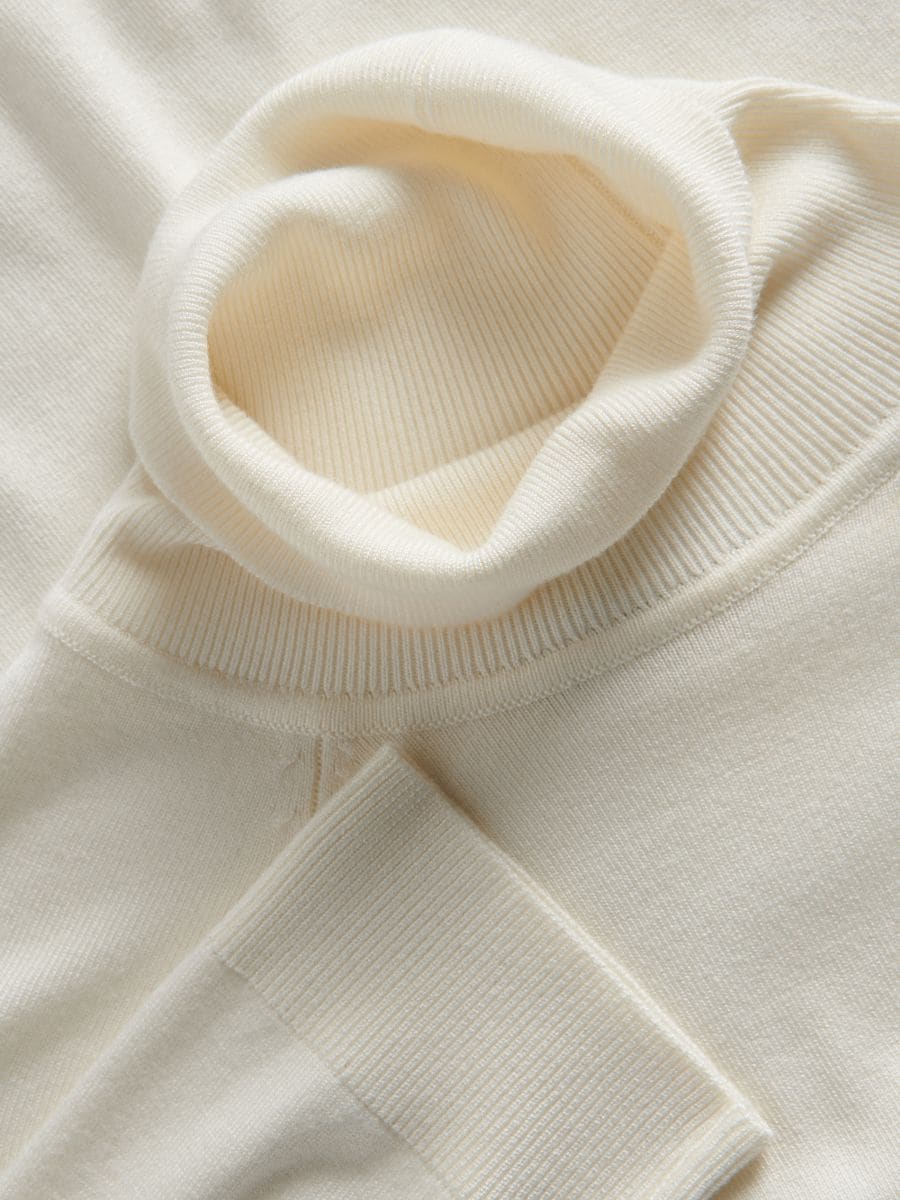 Viscose rich turtleneck - nude - RESERVED - 4