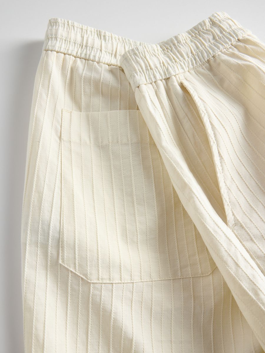 Loose shorts with tie detail - cream - RESERVED - 2