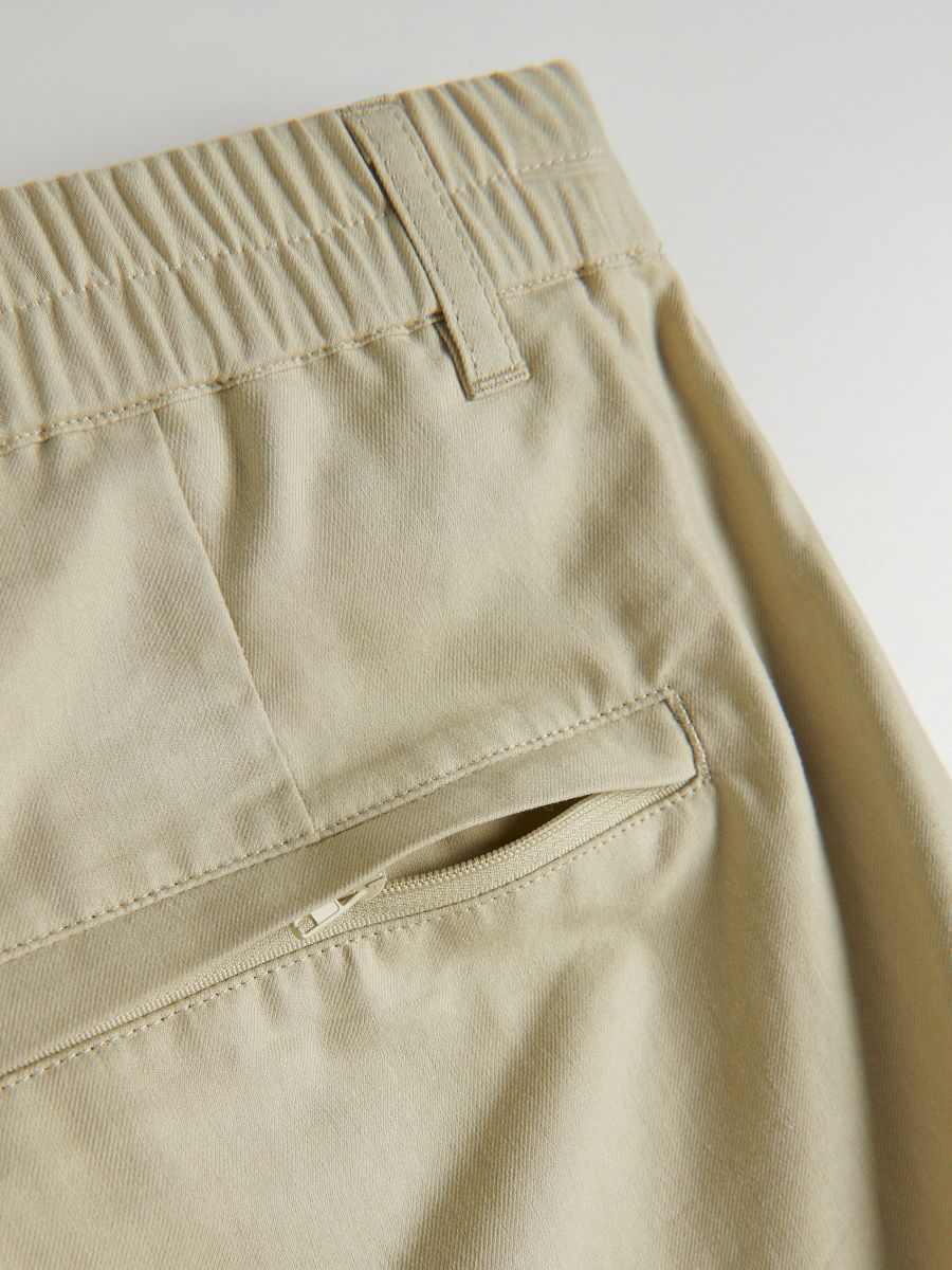 Relaxed jogger shorts - light green - RESERVED - 4