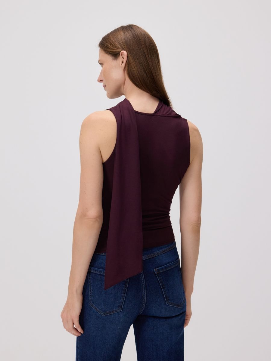 Drapowany top z wiskozą Kolor ciemnofioletowy - RESERVED