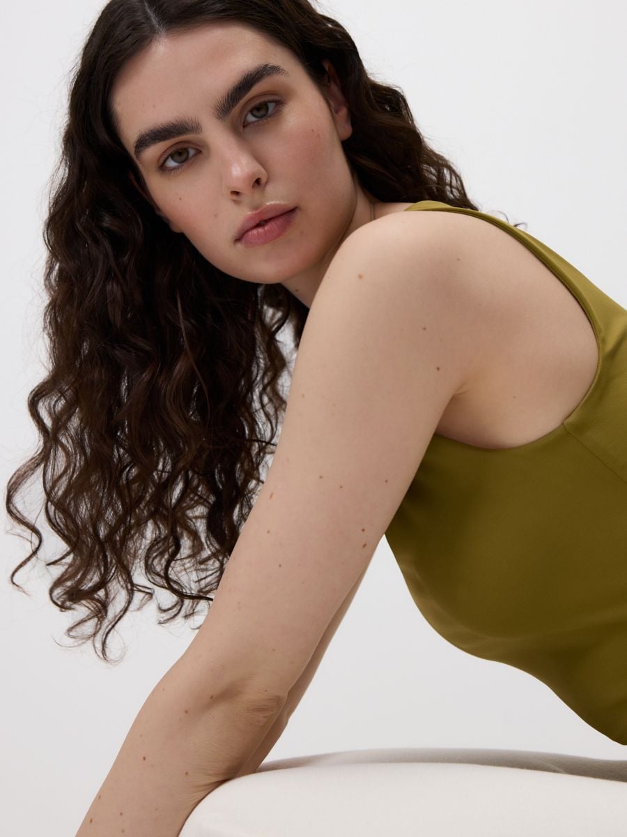 Plain top - yellow green - RESERVED - 3