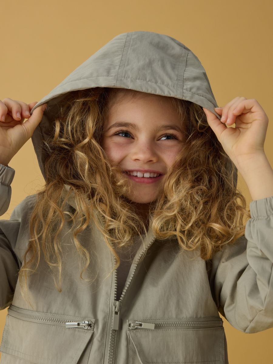 Hooded jacket with cargo pockets - beige - RESERVED - 3